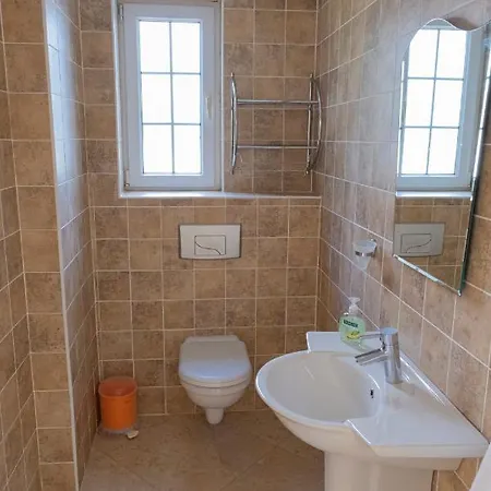 Vila Helios 4 *
